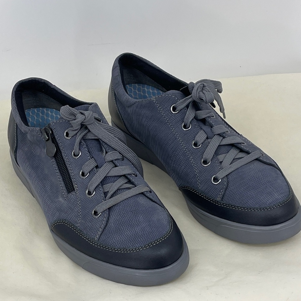 Munro GABBY WOMENS SIZE Gray Sneakers WOMENS 9W THESE ARE NOT NEW BALANCE SHOES